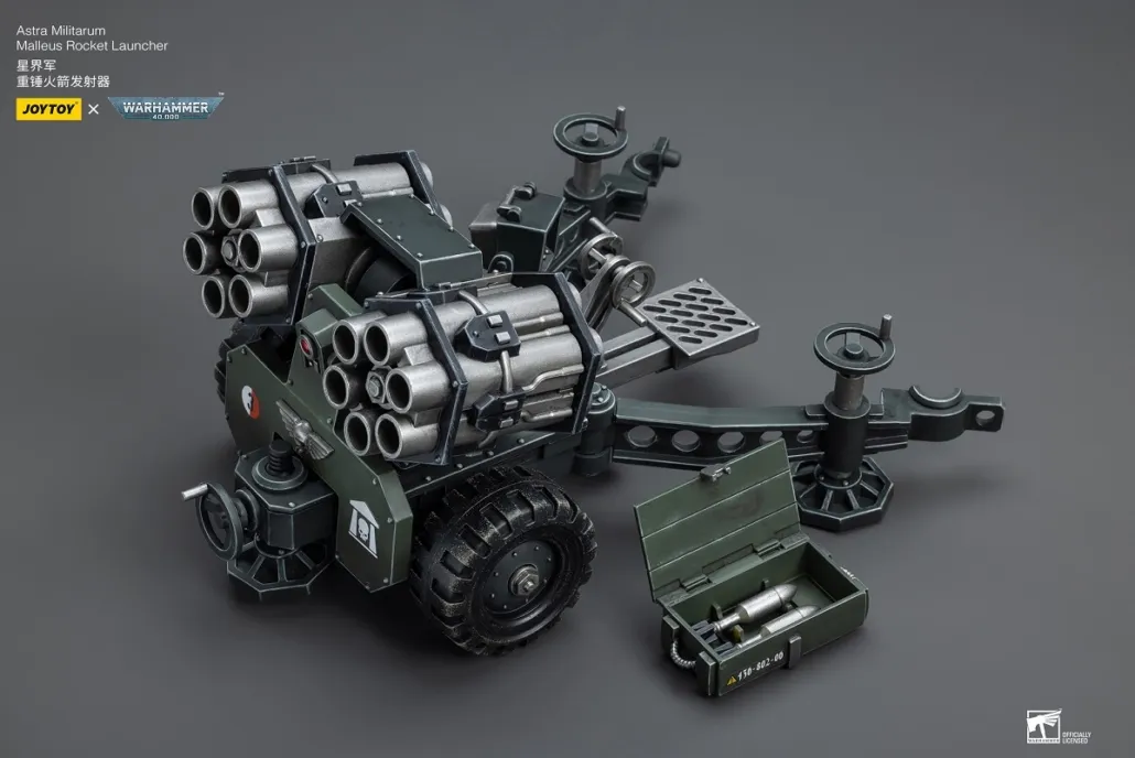 Malleus Rocket Launcher Posed 